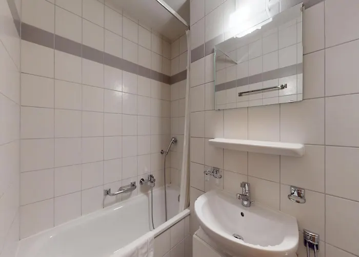 アパート In Near Cable Car