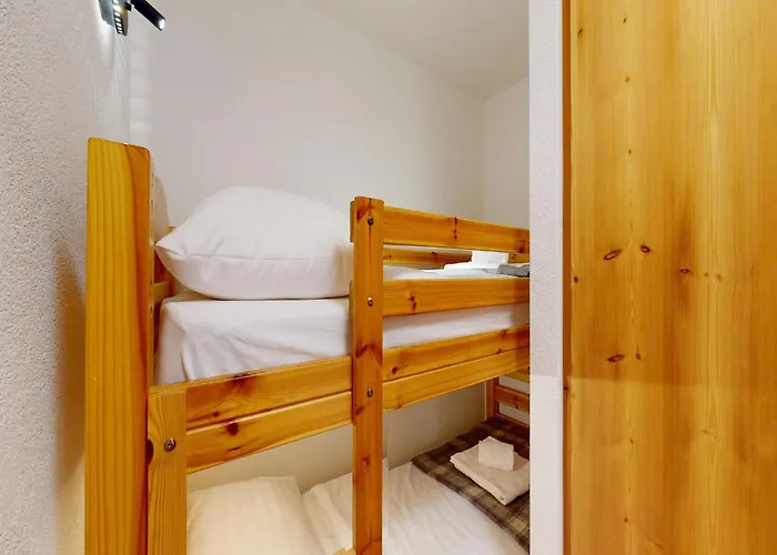 In Near Cable Car * ナンダ