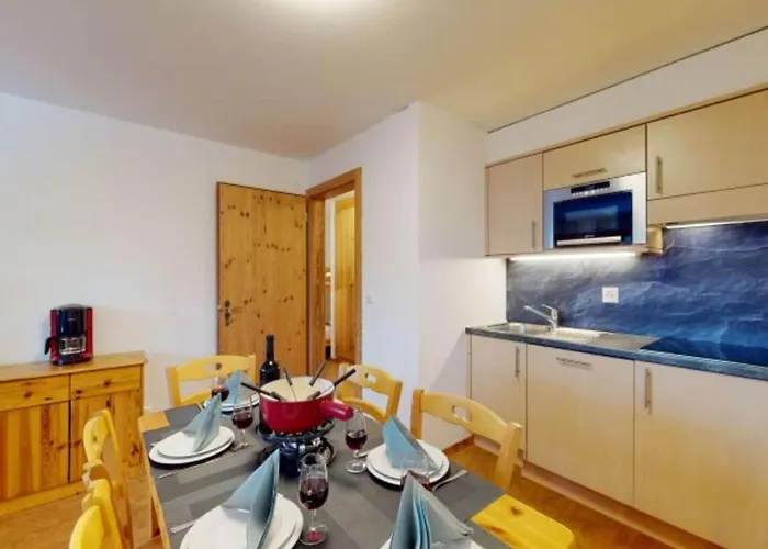 In Near Cable Car アパート *